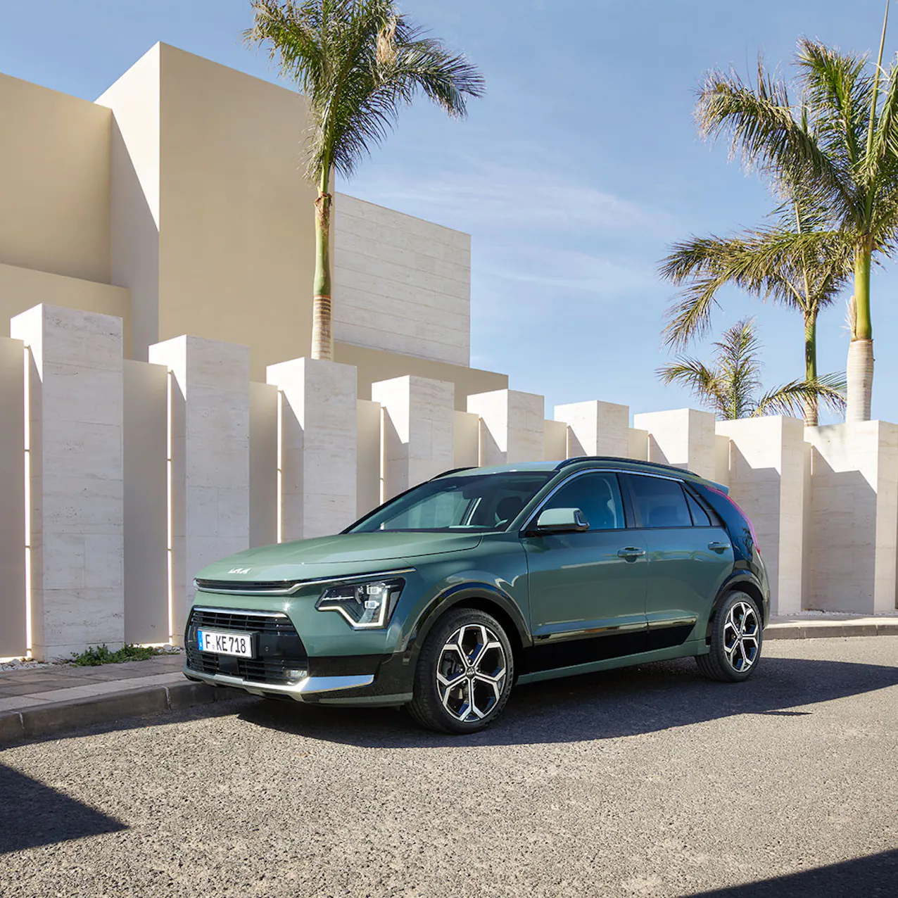 KIA Niro front left