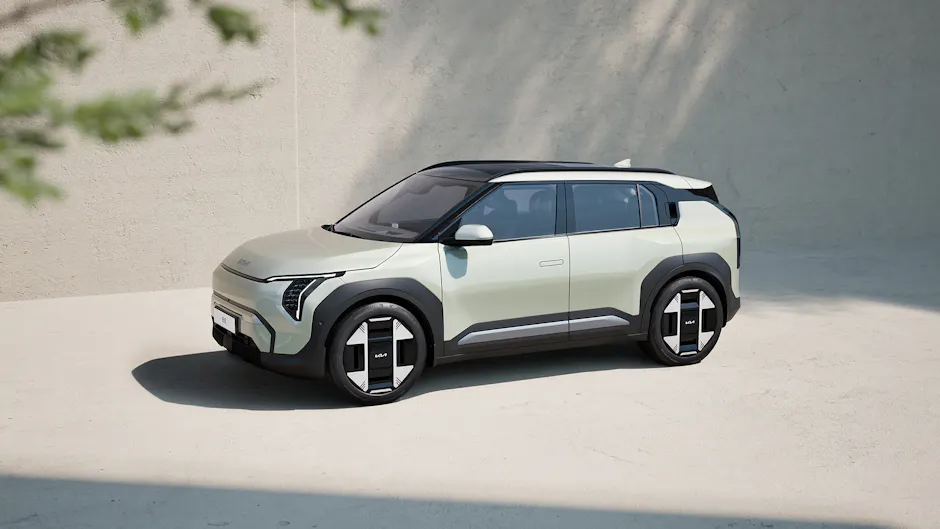 Neuer Kia EV3 von der Seite