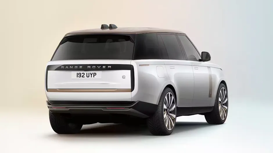 Range Rover SV in Weiss von hinten, Neu