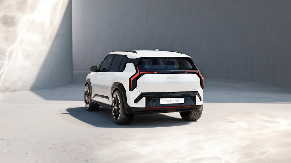 Nuova Kia EV3 GT-Line vista posteriore