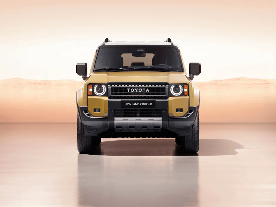 Toyota Land Cruiser Gallery 3