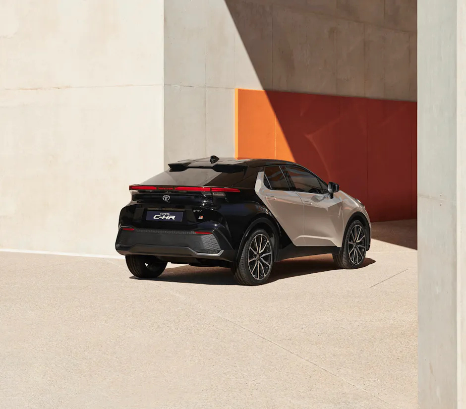 Toyota C-HR Gallery 3