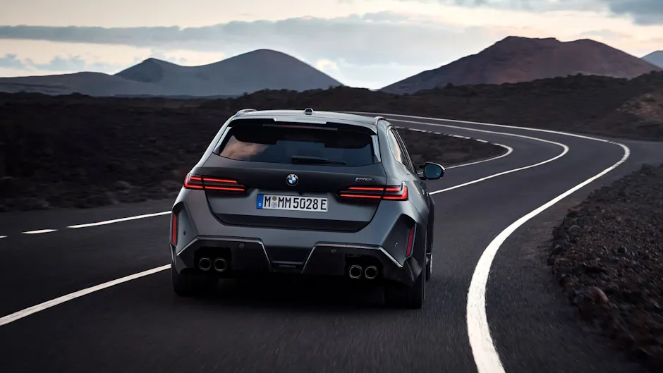 BMW M5 von hinten