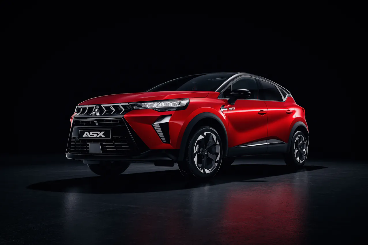 Le nouveau Mitsubishi ASX en rouge 