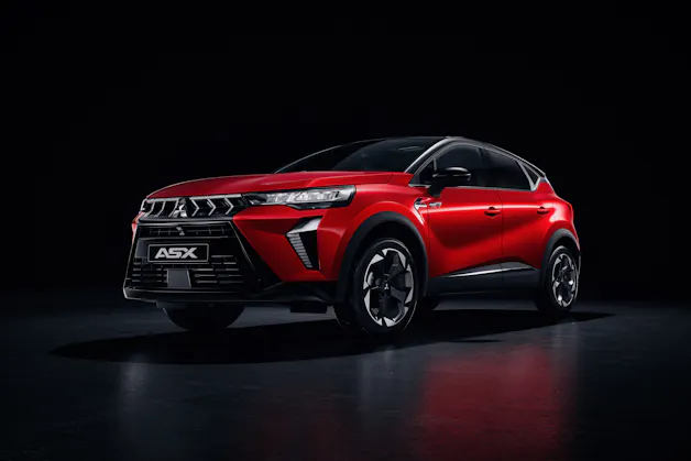 Le nouveau Mitsubishi ASX en rouge 