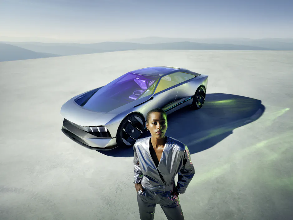 PEUGEOT Inception Concept Top
