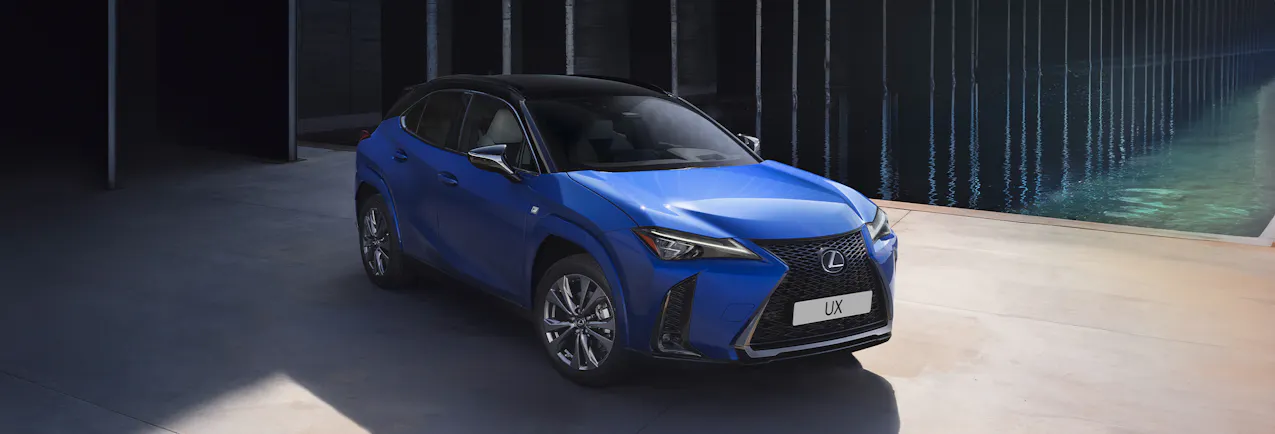 Lexus UX 2024