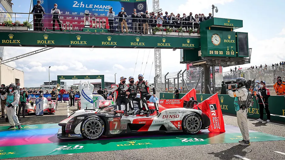 Véhicule vainqueur du Toyota WEC, vainqueur des 24 Heures du Mans
