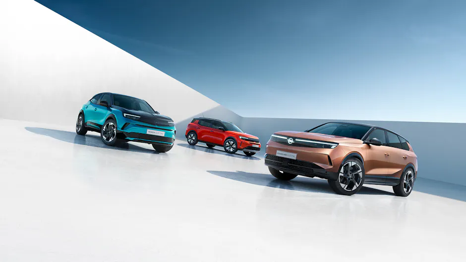 Panoramica delle auto elettriche Opel, Nuova Grandland, Nuova Mokka, Nuova Frontera