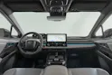 Toyota C-HR+ vista del cruscotto e dell'illuminazione ambientale