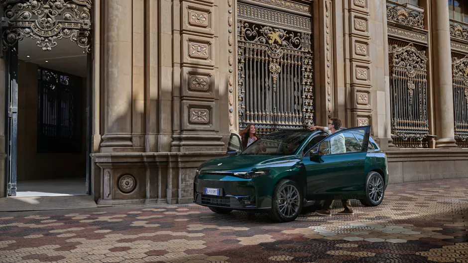Il Leapmotor C10 verde dall'esterno