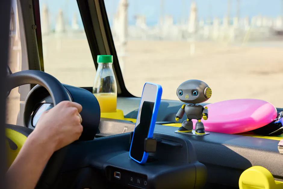 Innenansicht der My Connect Box im Citroën Ami