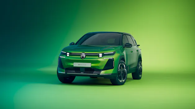Frontansicht mit neuer Citroën-Lichtsignatur