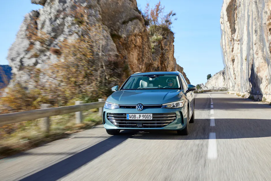 VW Passat avec système mild-hybrid 48V