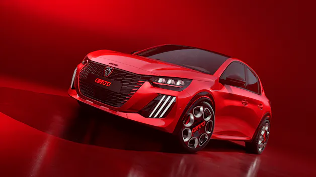 PEUGEOT E-208 GTi in exklusiver roter Lackierung