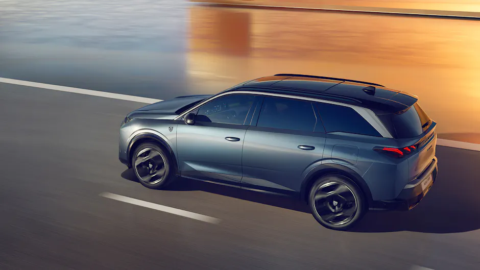 Peugeot 5008 Dual Motor