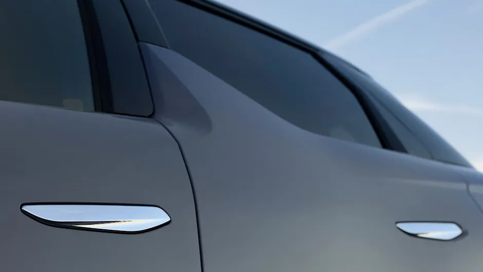 DS Automobiles N3, porte esterne in nero