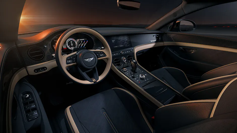 Cockpit des Bentley Supersports.