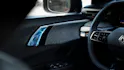 Türverkleidung im Renault Clio mit Ambientebeleuchtung.