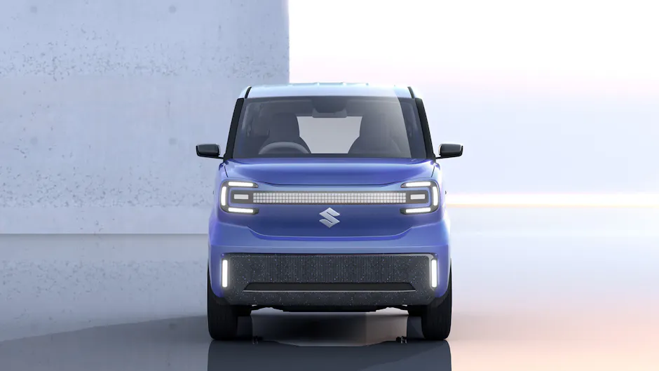 Suzuki Vision e-Sky, concept elettrico blu, visto frontalmente.