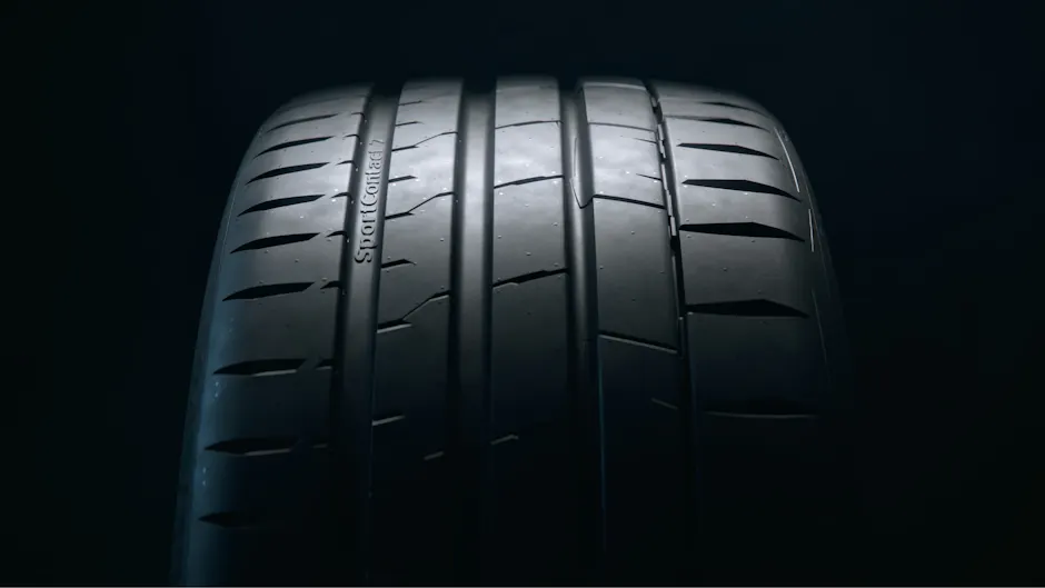 Continental-Galerie-Sport-Contact-3-1920x1080px.jpeg