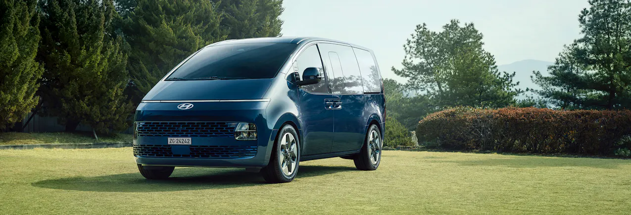 Hyundai_STARIA_HEV_2550x867