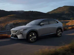 MAZDA CX6e