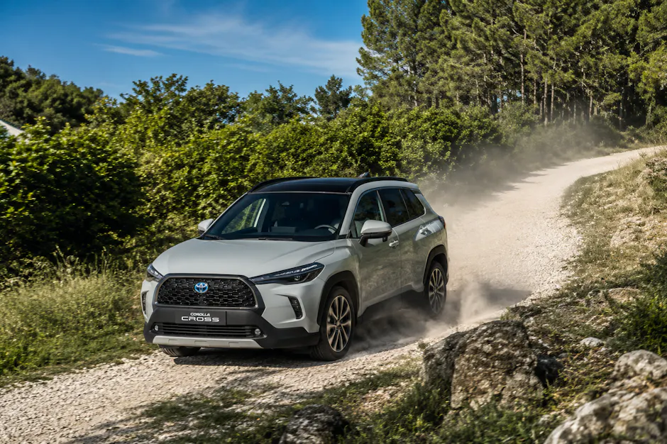 Toyota_COROLLA_CROSS