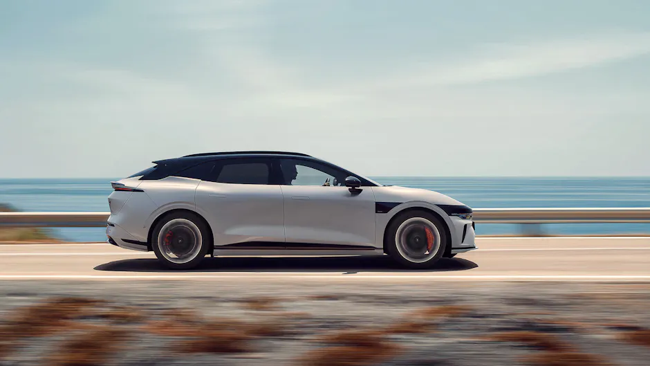 Zeekr 7GT blanc