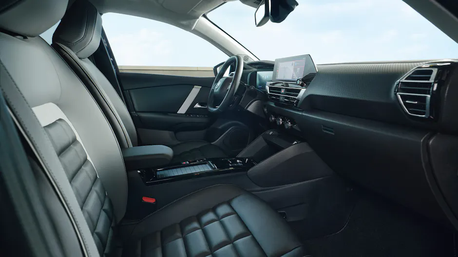 Innenraum vom Kompakt-Stufenheck Citroën C4 X