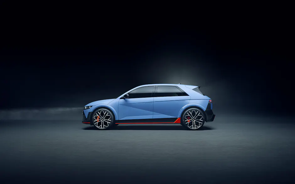 IONIQ+5+N_Studio_Exterior_03