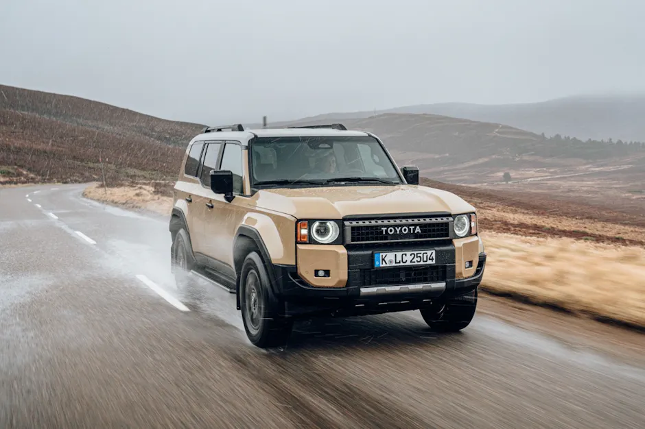 Le nouveau Land Cruiser sur la route