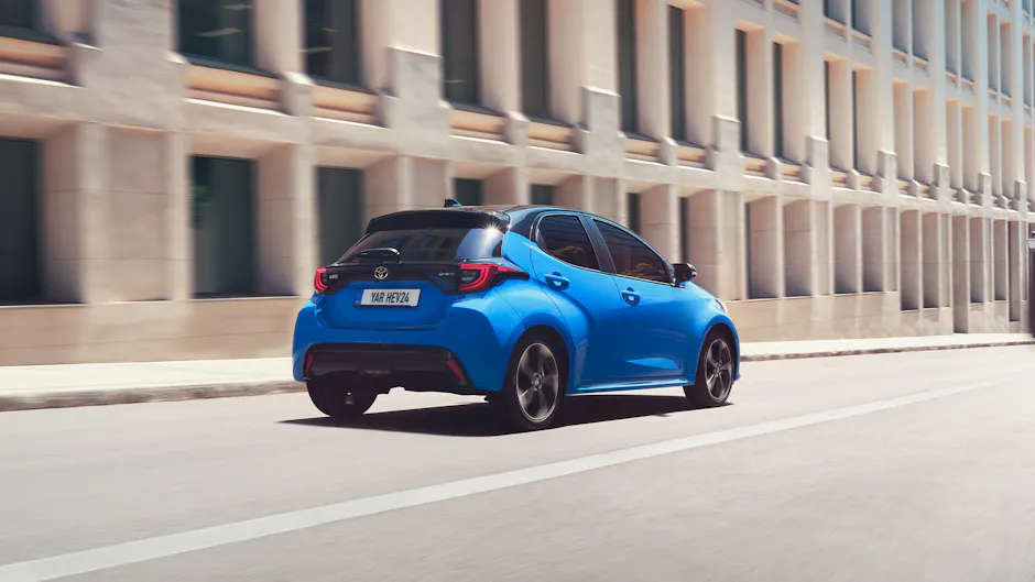 Toyota Yaris blau