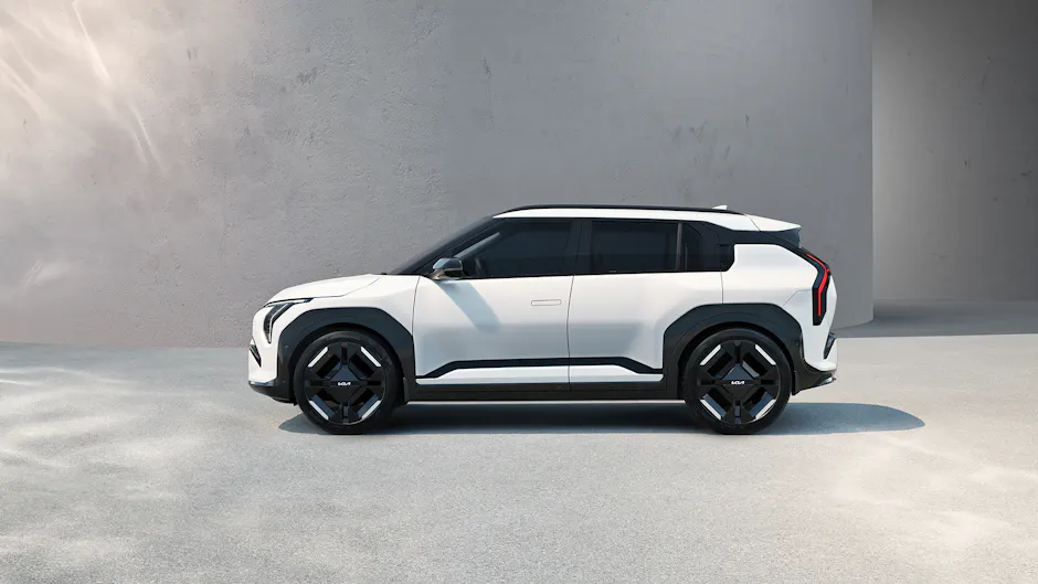 Neuer Kia EV3 GT-Line von der Seite