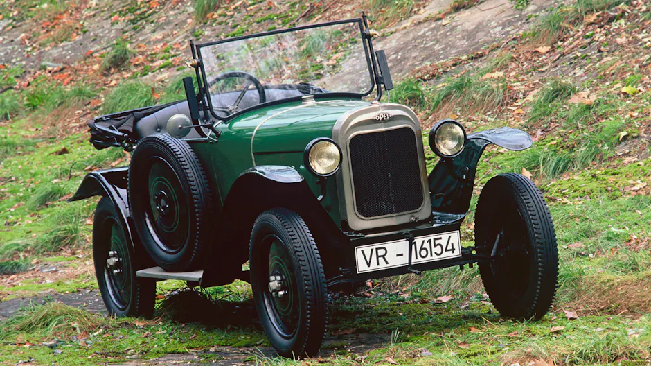 Opel Oldtimer in verde