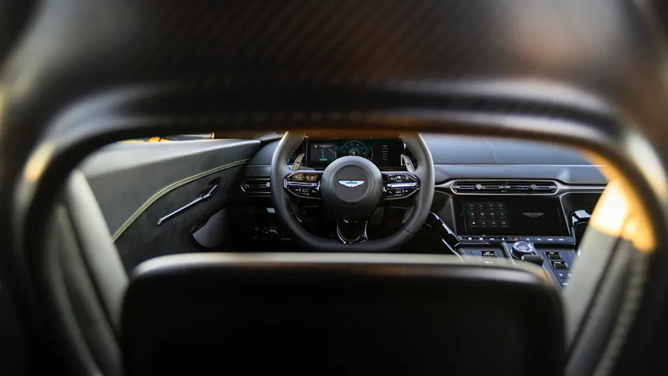 Lenkrad vom Aston Martin Vantage