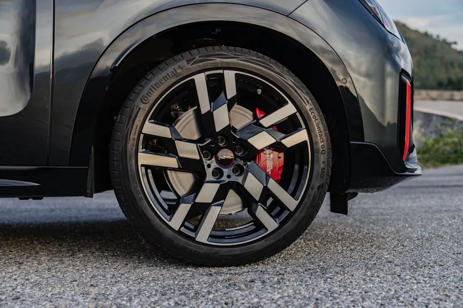 MINI Countryman Felgen und Bremssättel