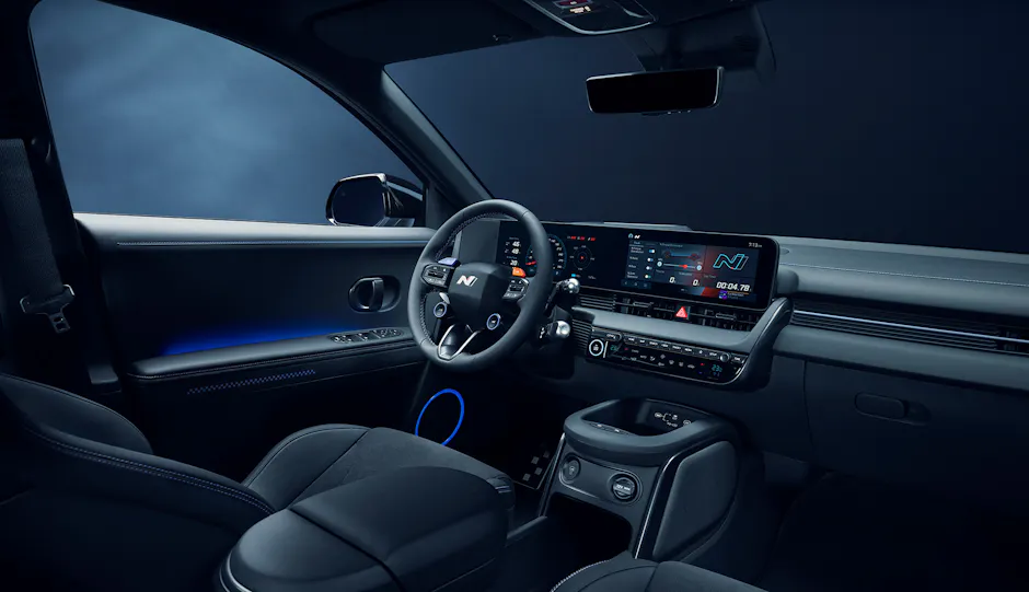 IONIQ+5+N_Studio_Interior_01