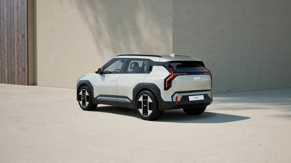 Neuer Kia EV3 von hinten