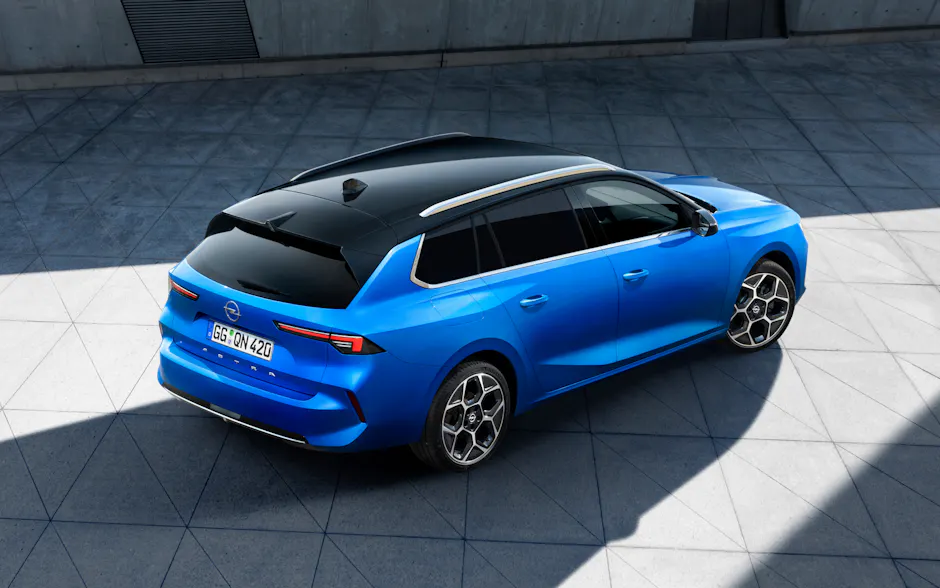 Opel Astra Sports Tourer blue