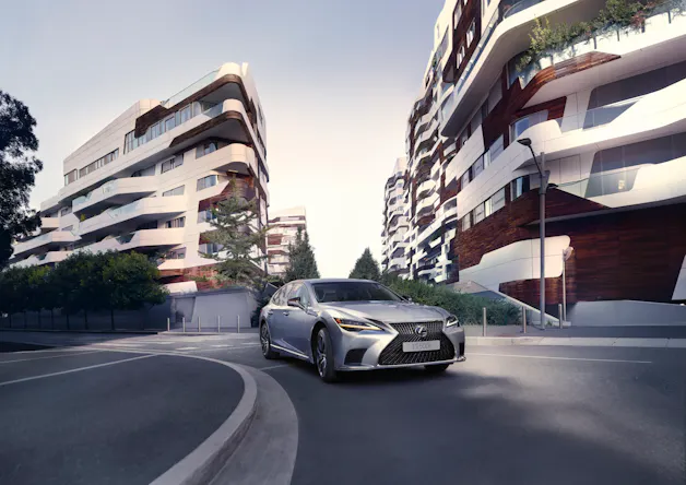 Lexus LS